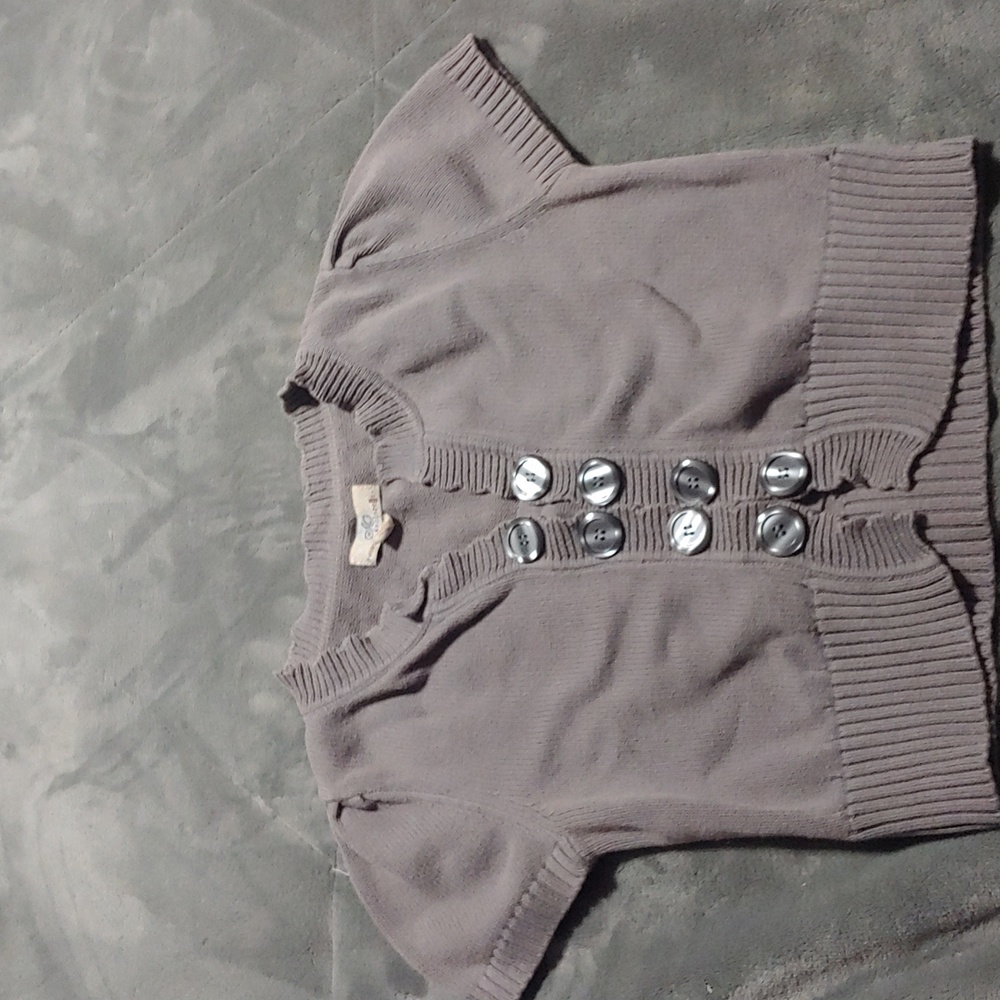 Short sleeve top